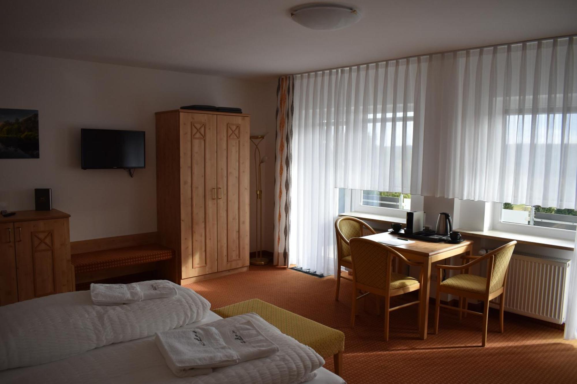 Hotel Talblick Dobel Rum bild