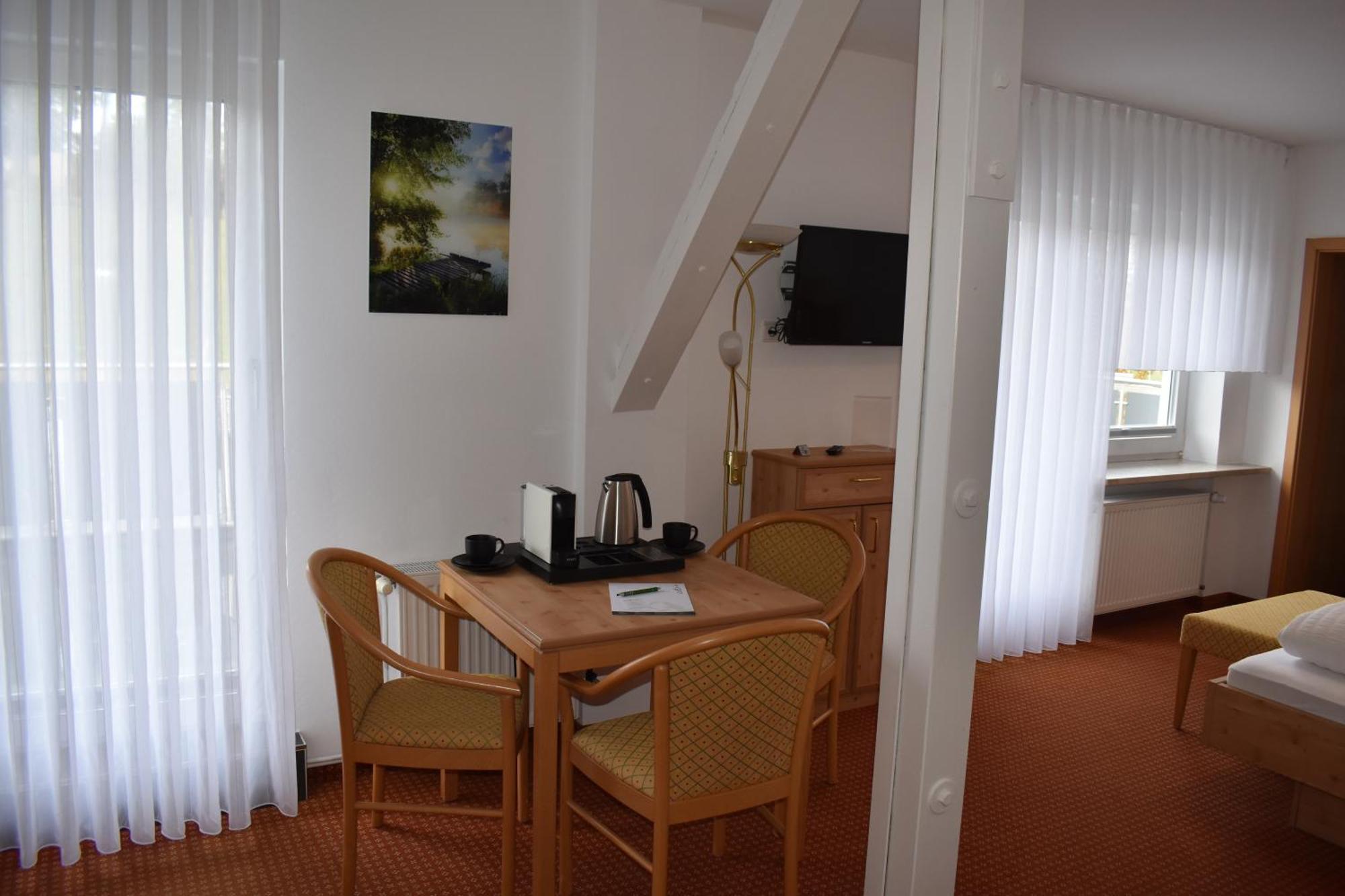 Hotel Talblick Dobel Rum bild